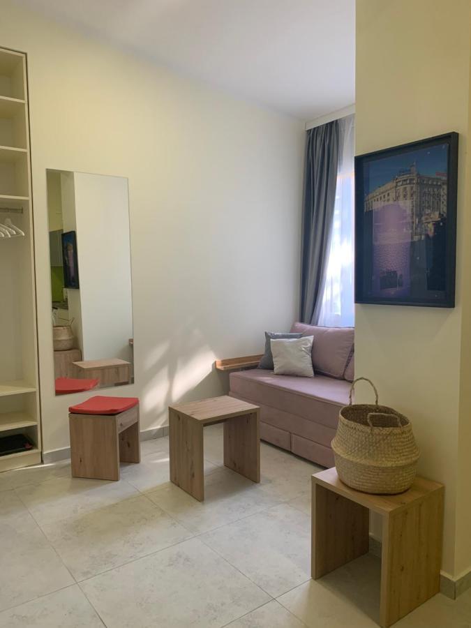 Sunlit Artist Studio Apartment Белград Екстериор снимка